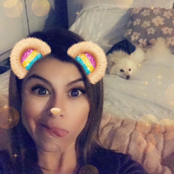 Meet your Posher, Lorena - Picture 2 of 3